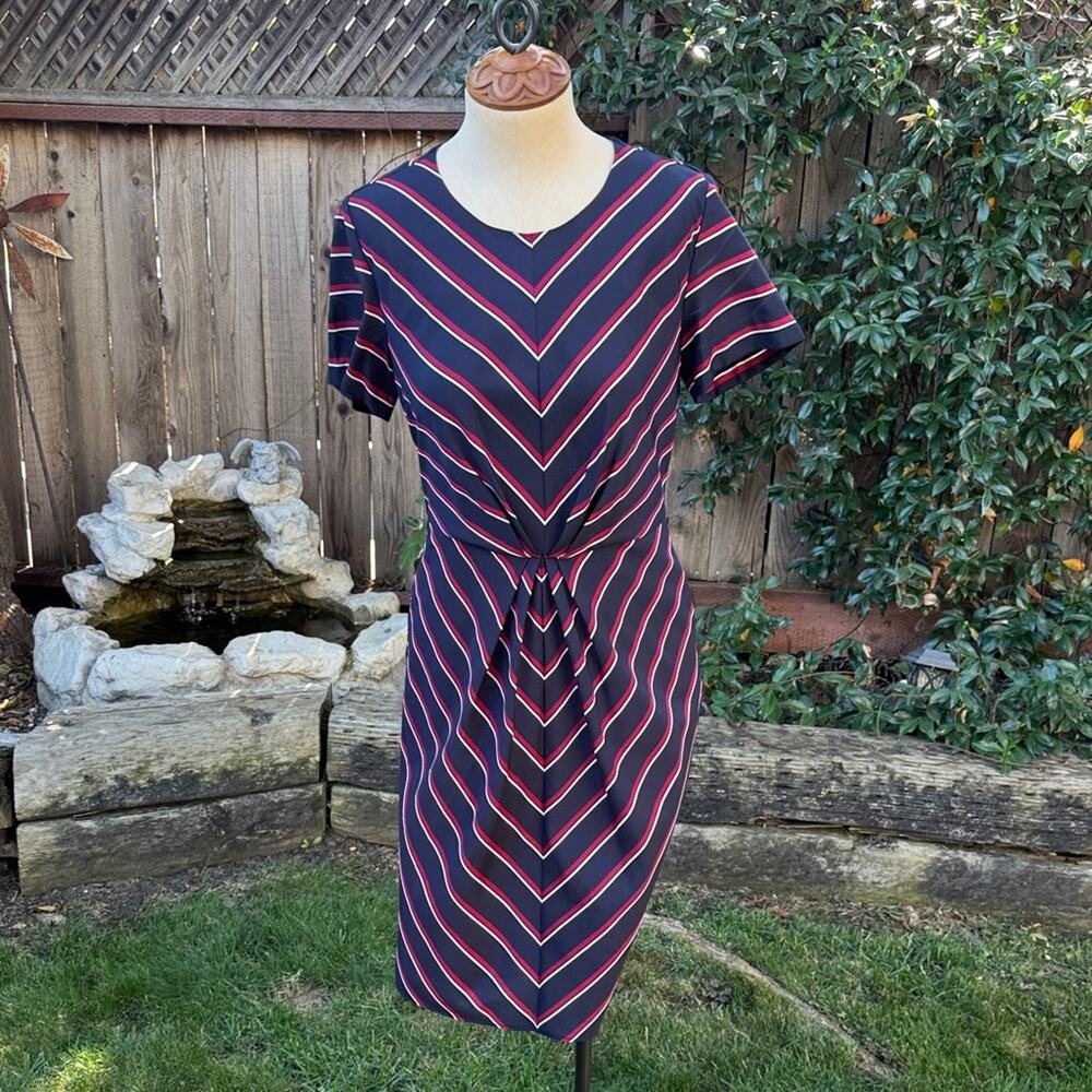 Banana Republic Navy Blue Striped Gathered Short Sleeve Dress Women’s Size 4